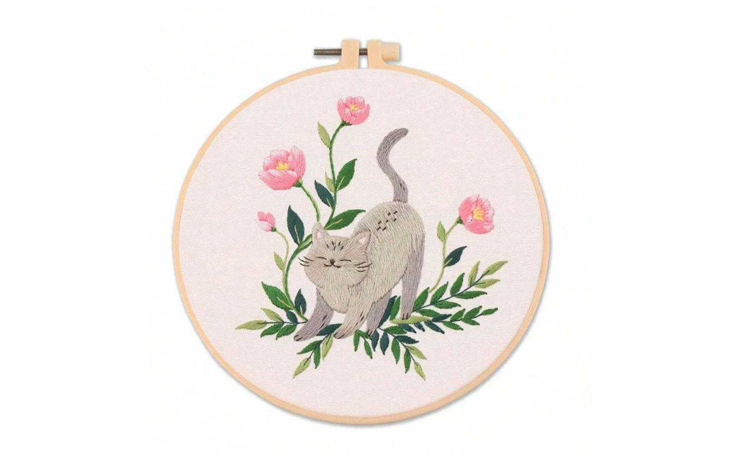 Kit broderie — Lapin dans un jardin fleuri
