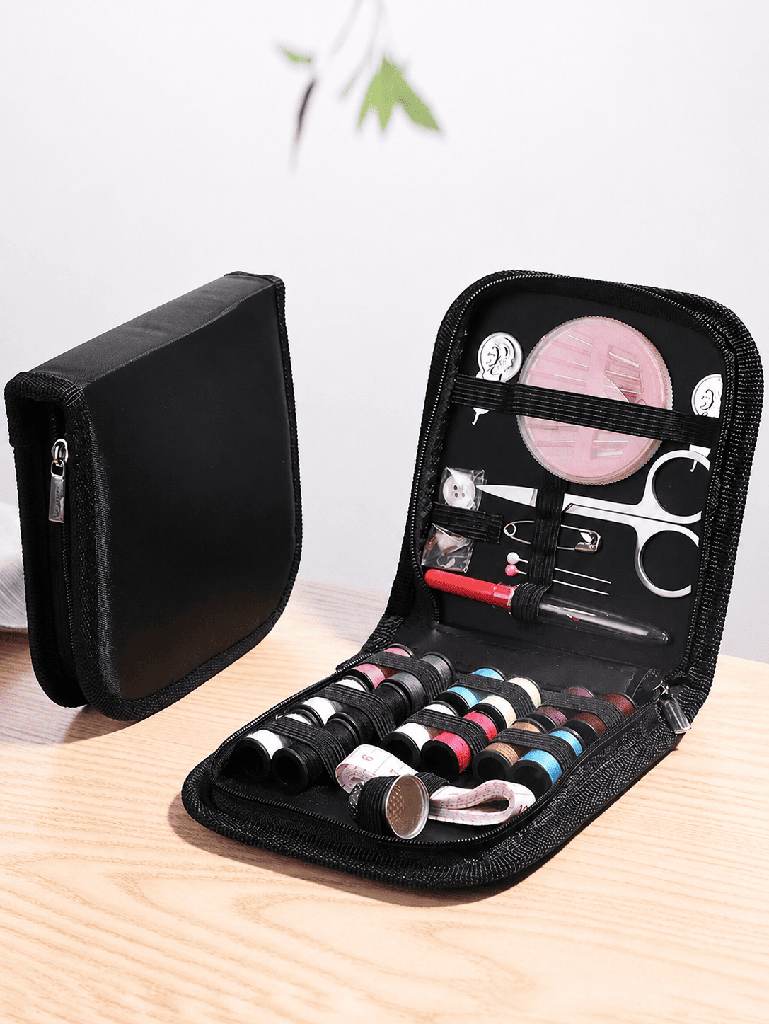 Kit de couture nomade — 23 accessoires | Coutureo